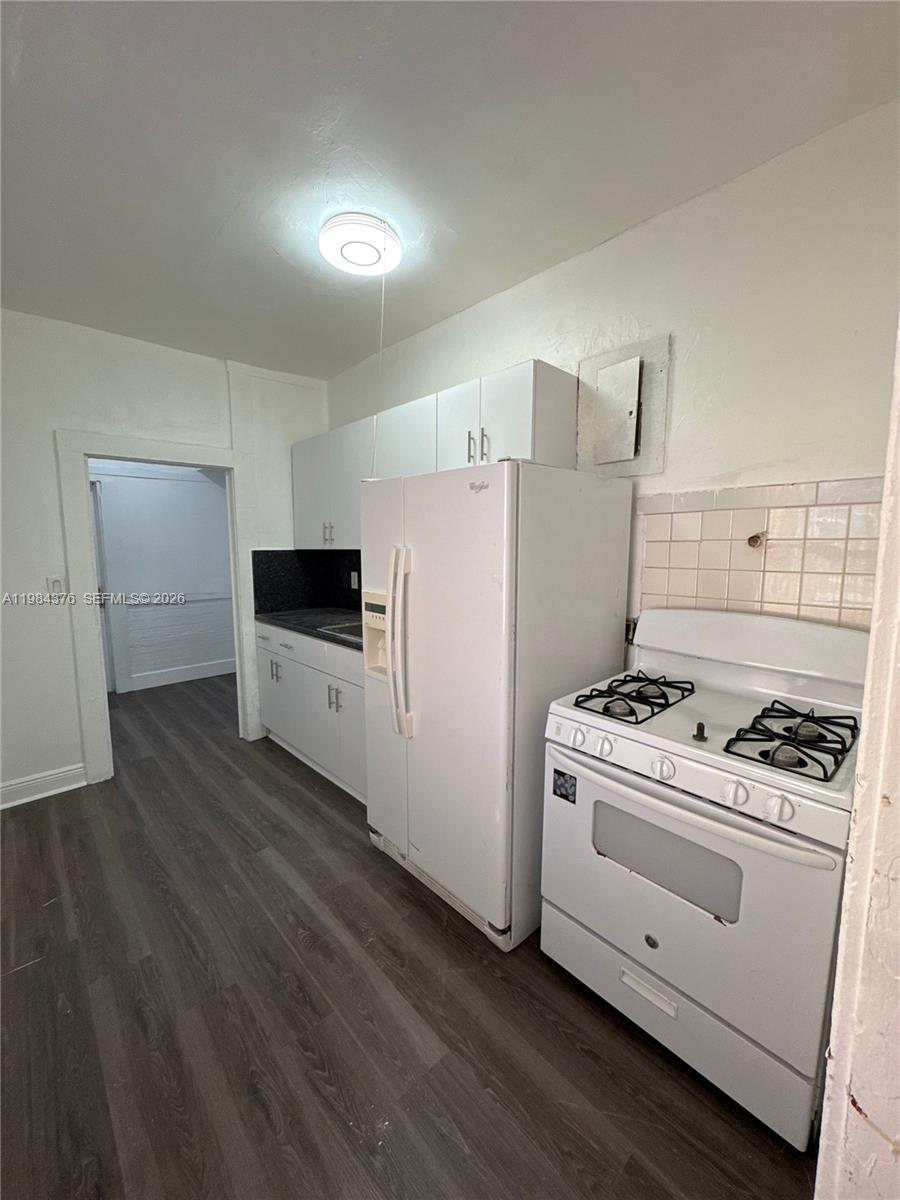 1545 NW 1st St #1537, Miami FL 33125