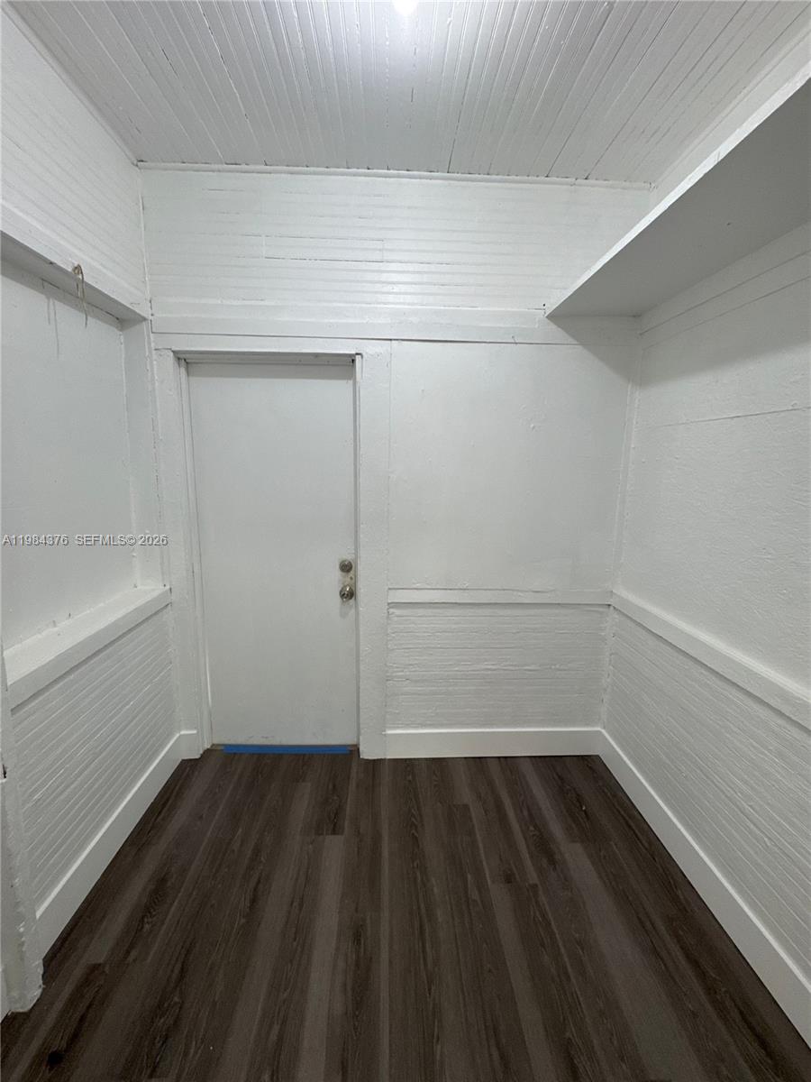 1545 NW 1st St #1537, Miami FL 33125