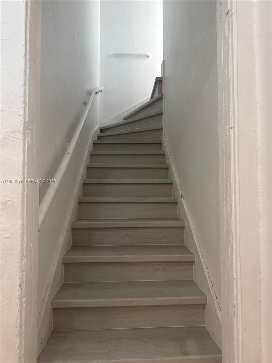 1545 NW 1st St #1537, Miami FL 33125
