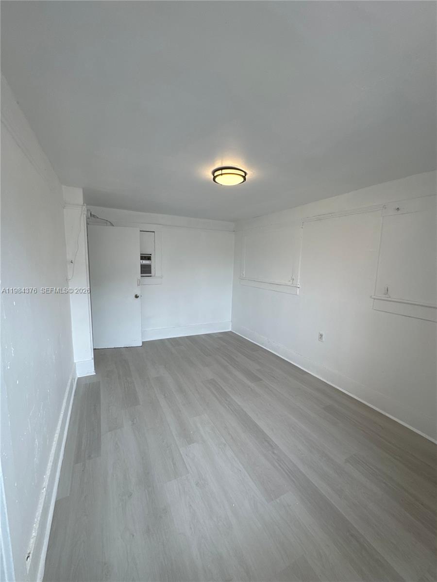 1545 NW 1st St #1537, Miami FL 33125