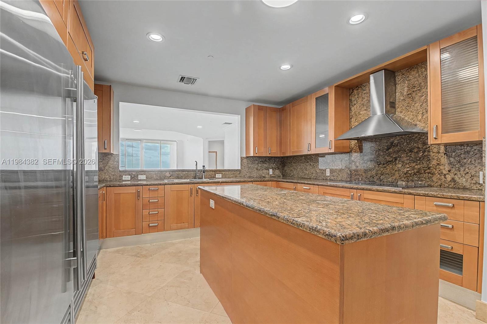 5959 Collins Ave #1503, Miami Beach FL 33140