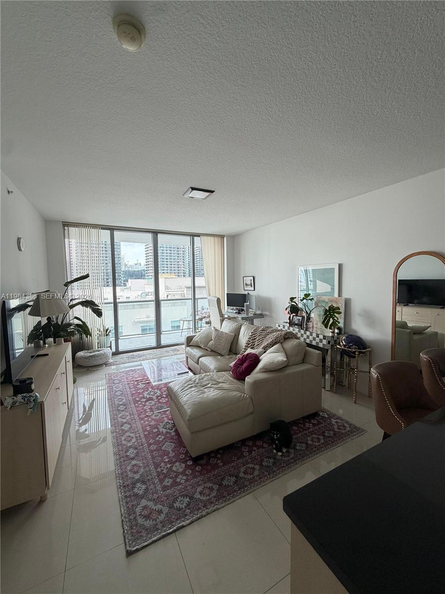 1111 SW 1st Ave #1821-N, Miami FL 33130