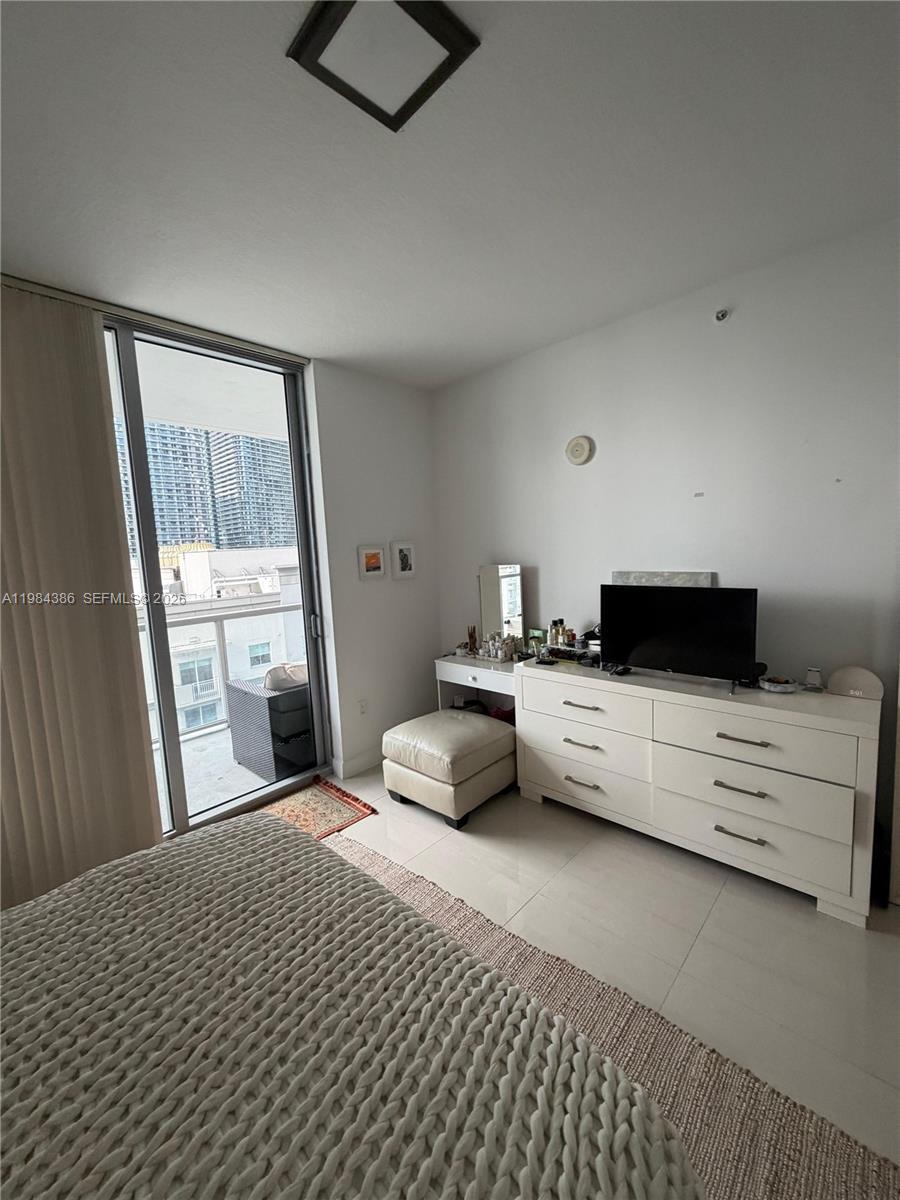 1111 SW 1st Ave #1821-N, Miami FL 33130