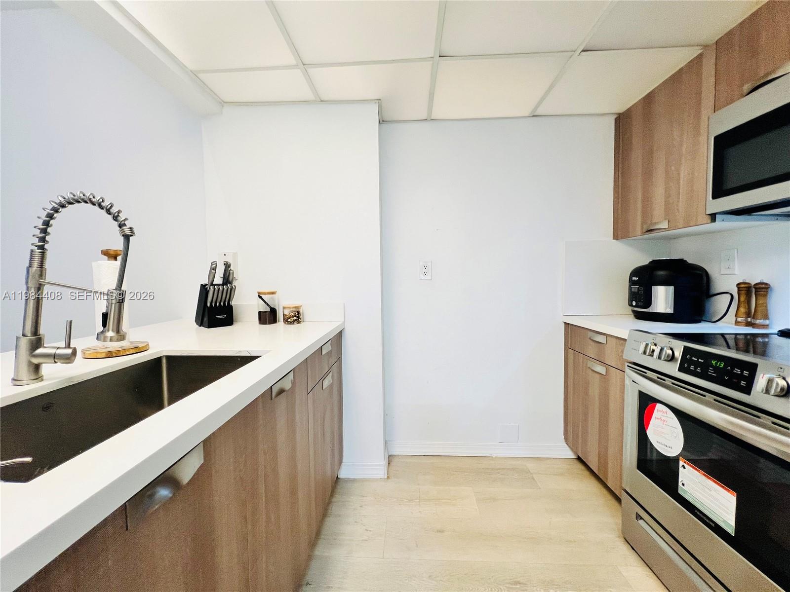 540 Brickell Key Dr #202, Miami FL 33131