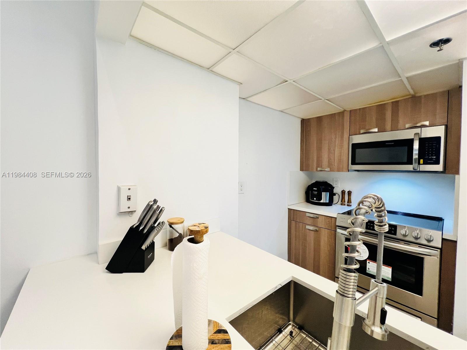 540 Brickell Key Dr #202, Miami FL 33131