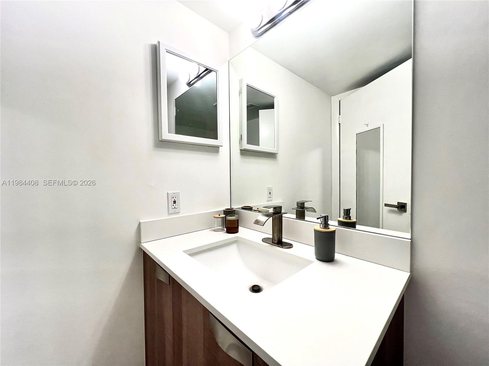 540 Brickell Key Dr #202, Miami FL 33131