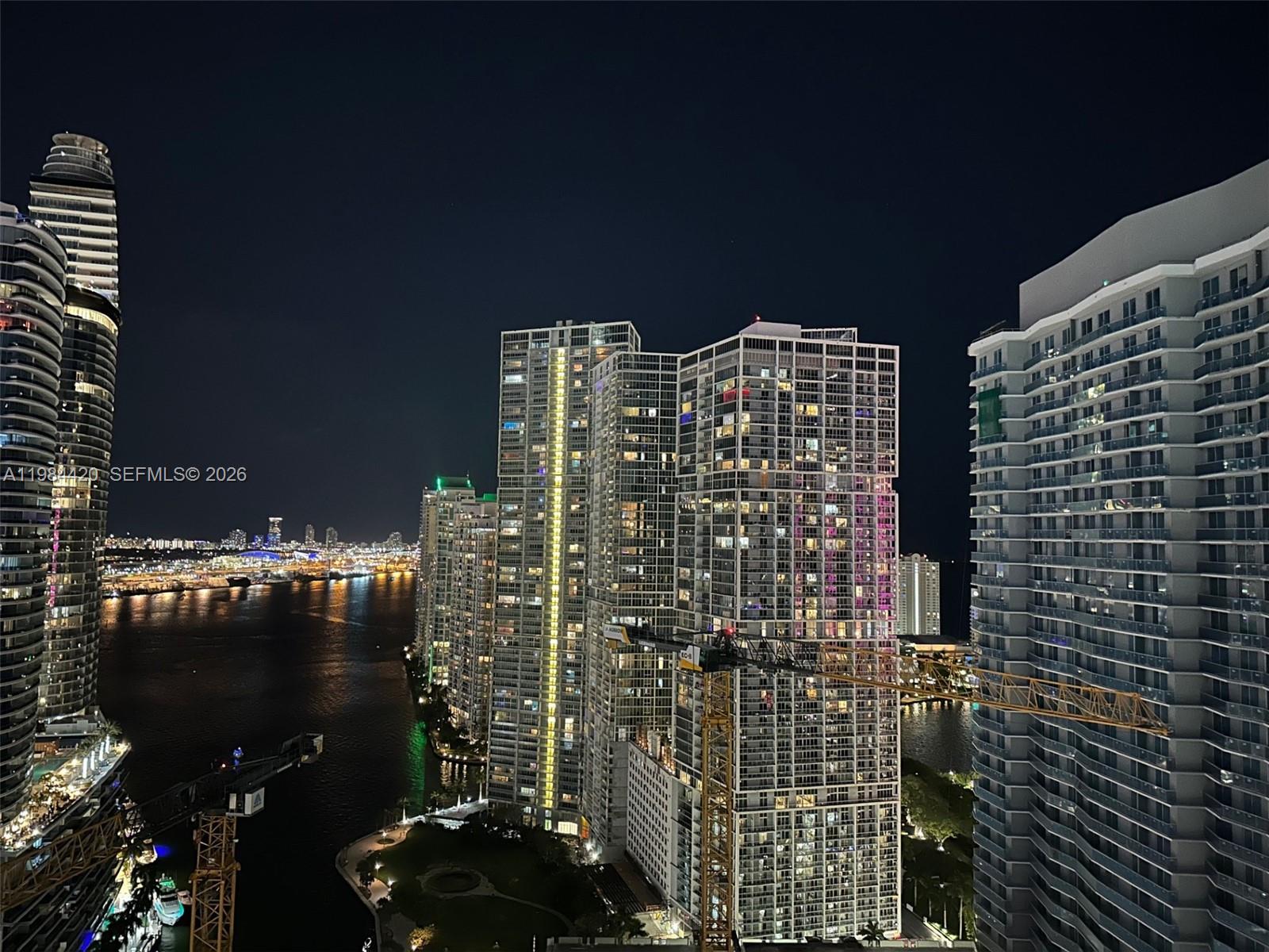 31 SE 5th St #3916, Miami FL 33131
