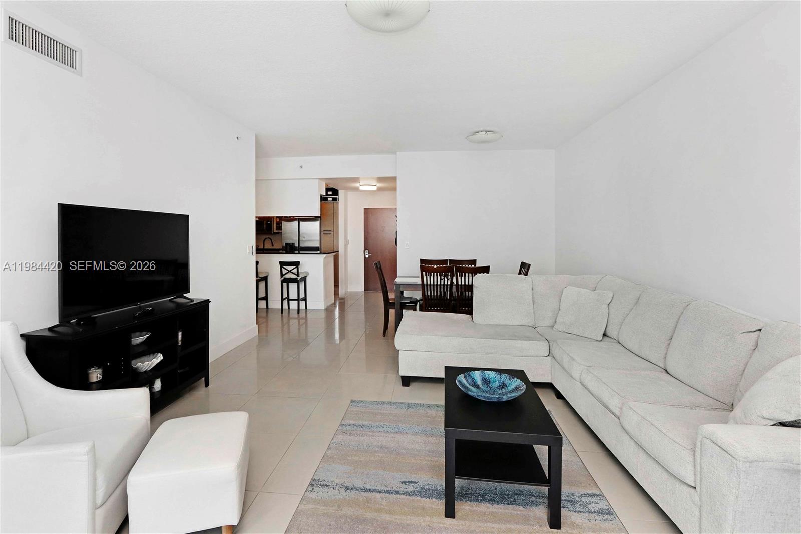 31 SE 5th St #3916, Miami FL 33131
