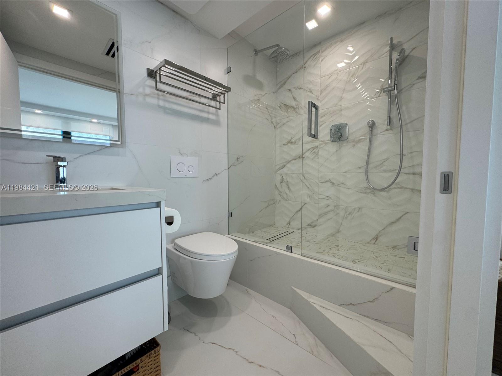 9801 Collins Ave #20E, Bal Harbour FL 33154