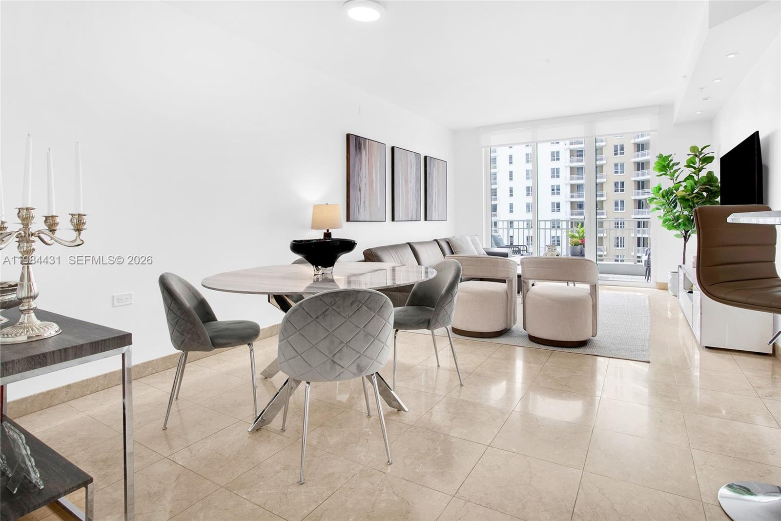 801 Brickell Key Blvd #907, Miami FL 33131