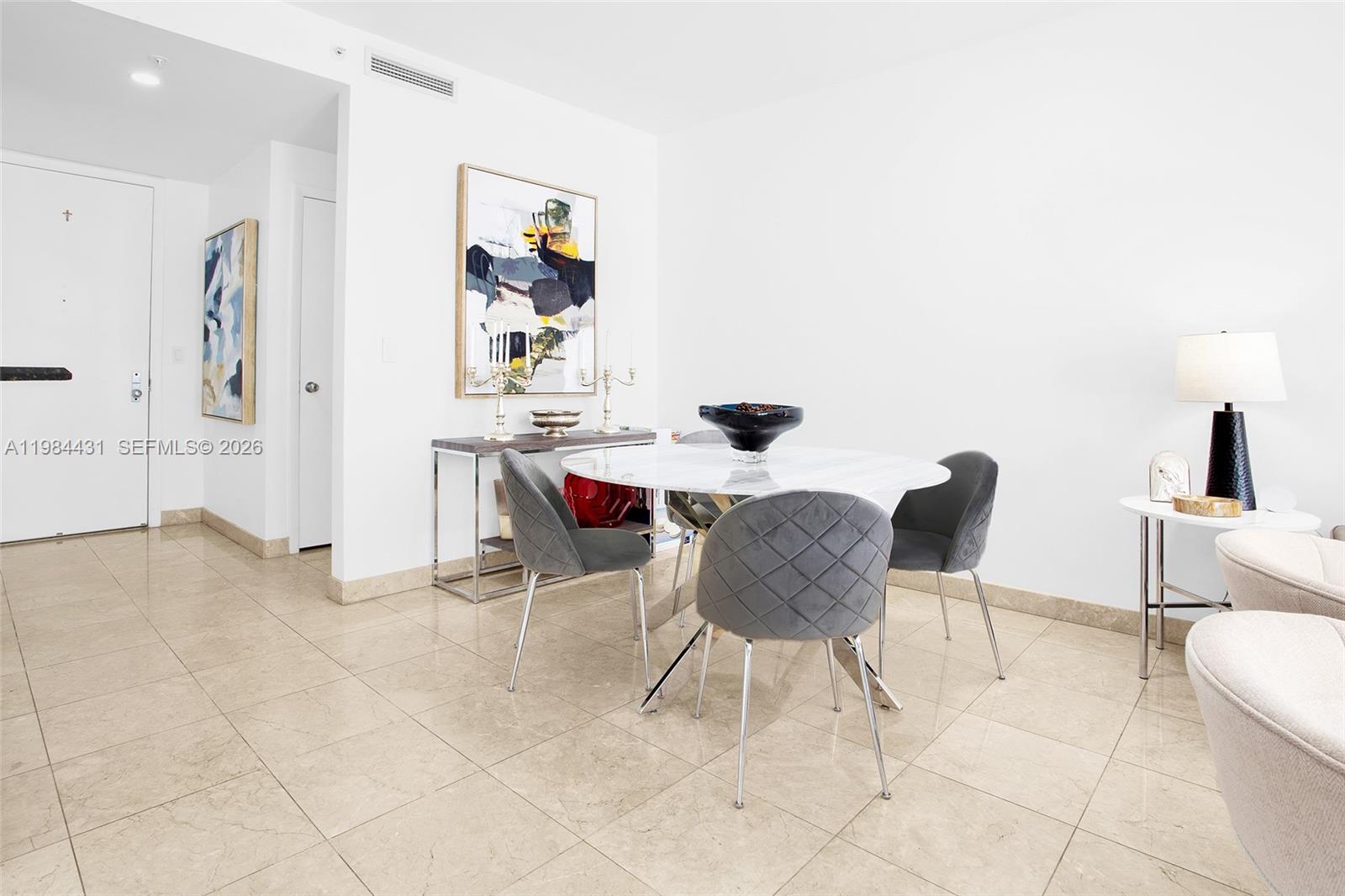 801 Brickell Key Blvd #907, Miami FL 33131