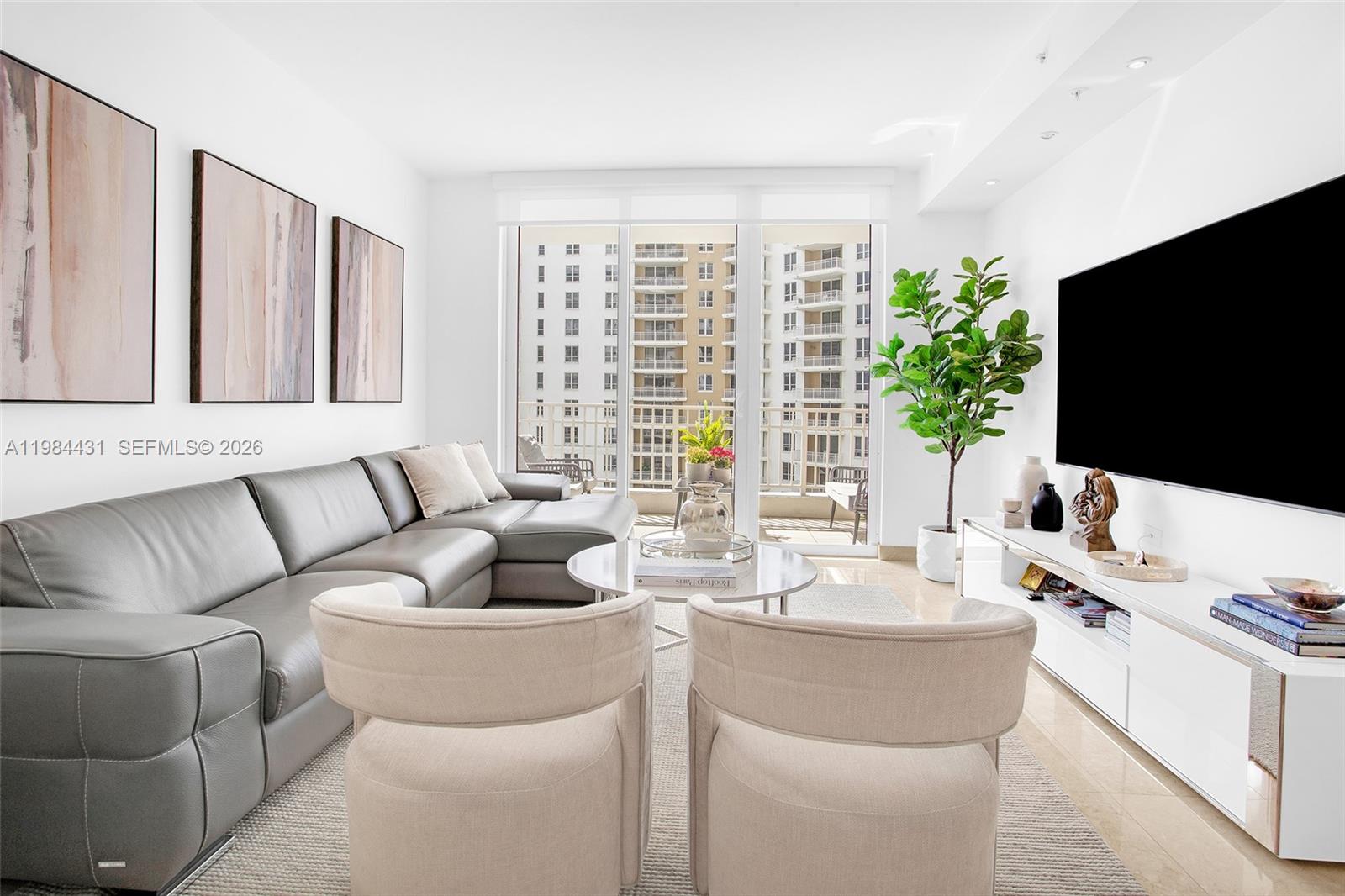 801 Brickell Key Blvd #907, Miami FL 33131