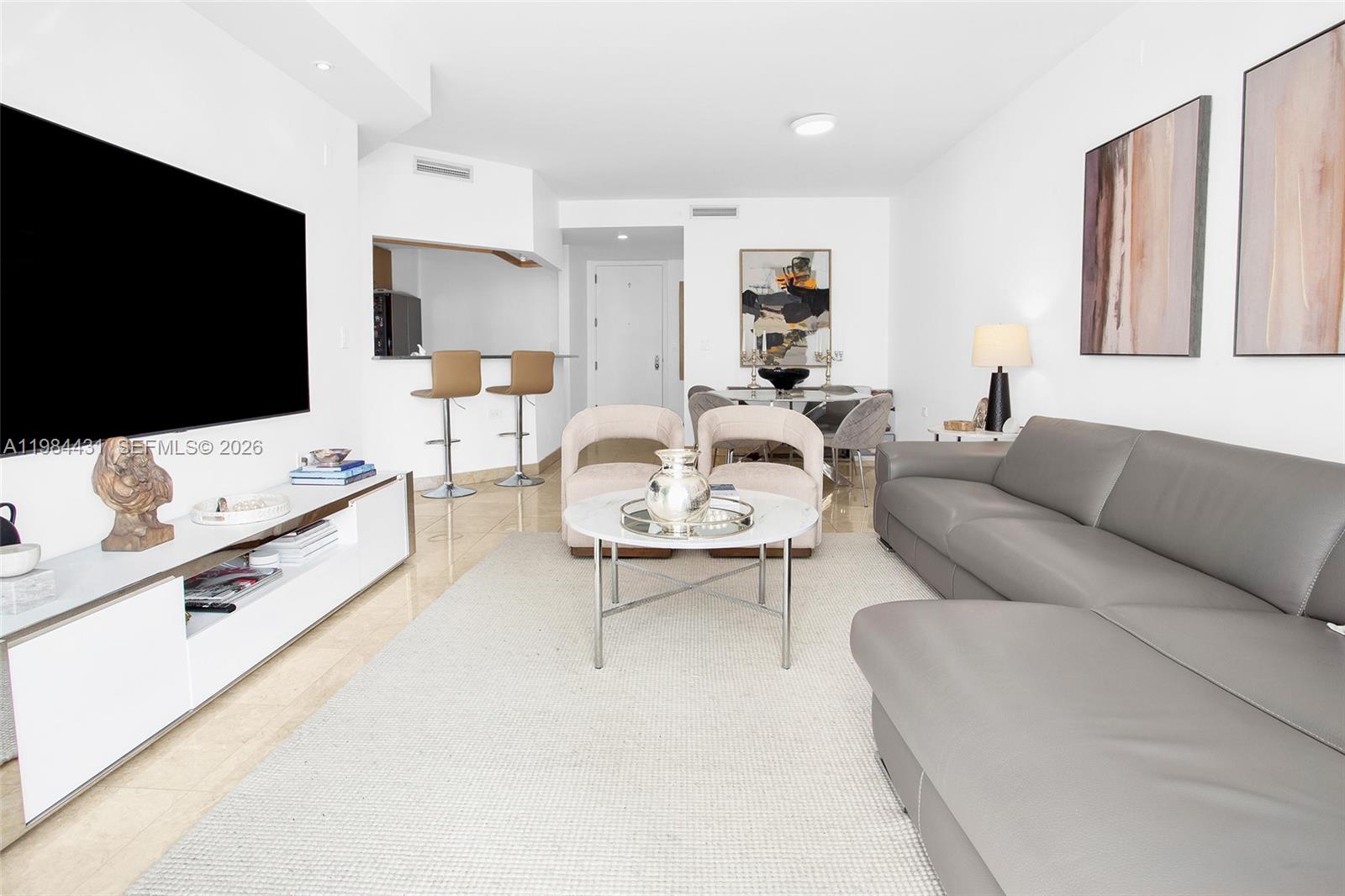 801 Brickell Key Blvd #907, Miami FL 33131