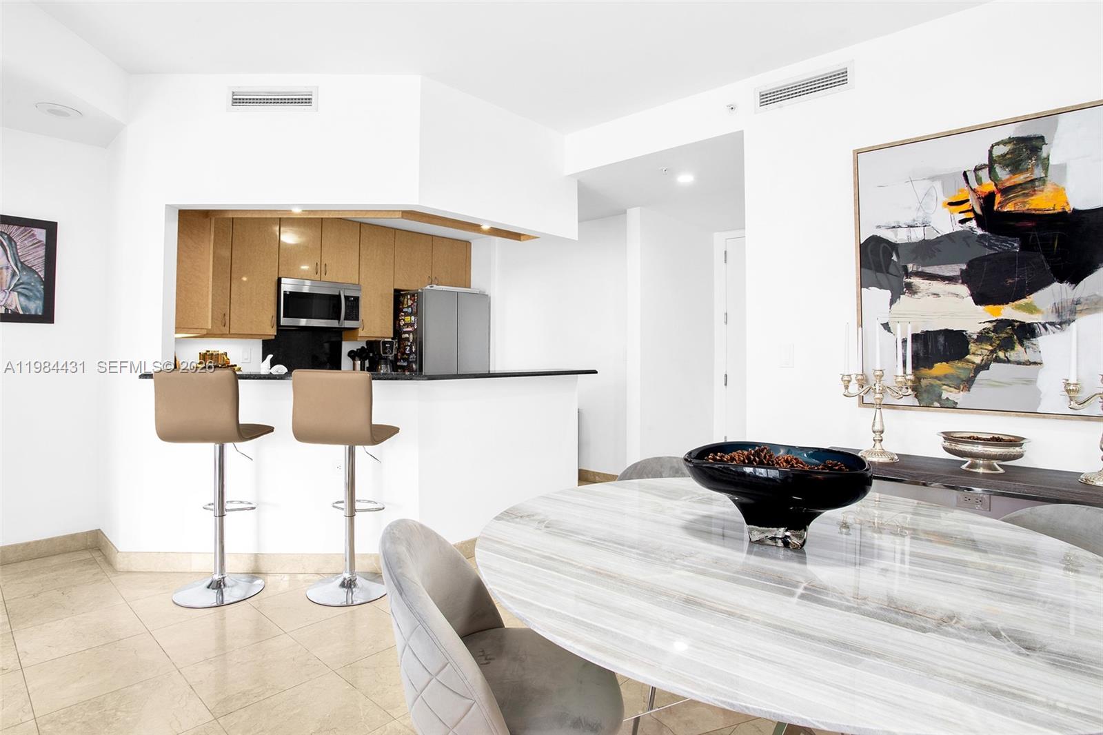 801 Brickell Key Blvd #907, Miami FL 33131