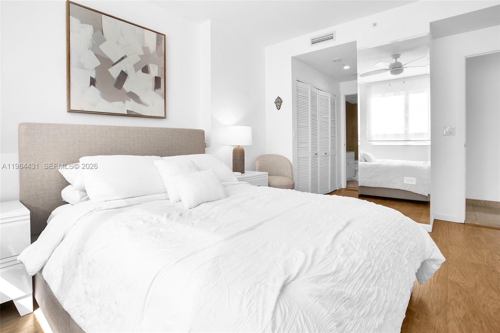 801 Brickell Key Blvd #907, Miami FL 33131