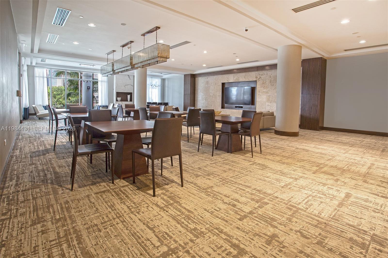 801 Brickell Key Blvd #907, Miami FL 33131