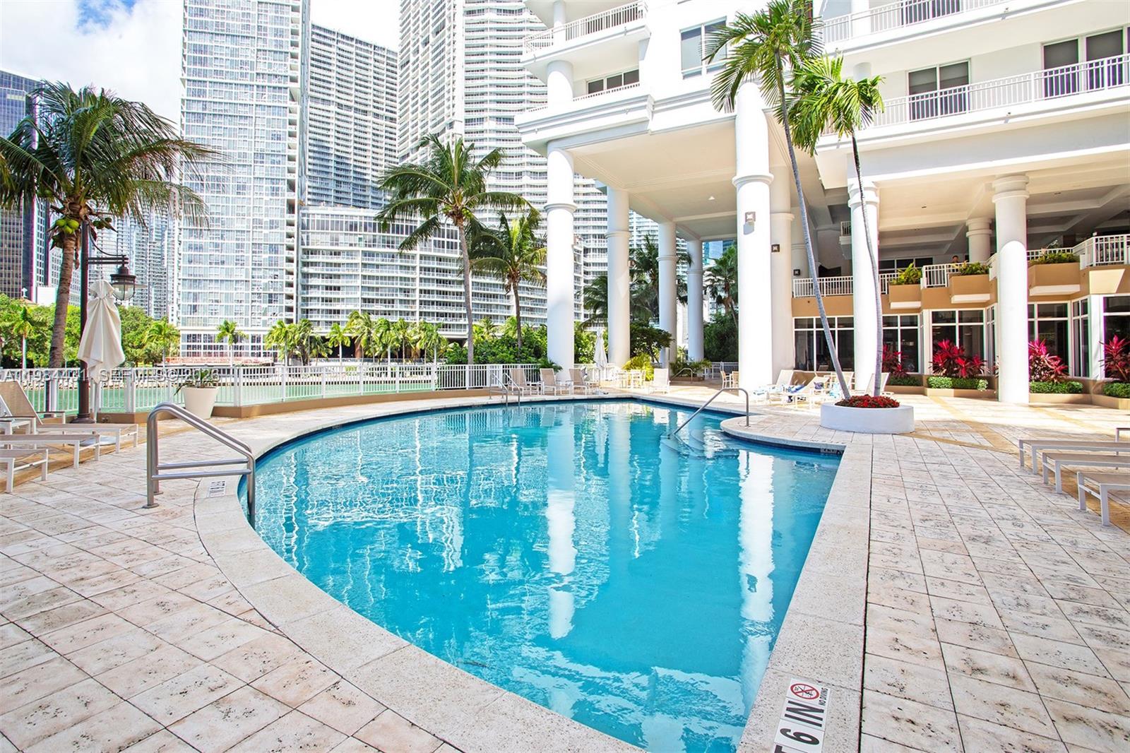 801 Brickell Key Blvd #907, Miami FL 33131