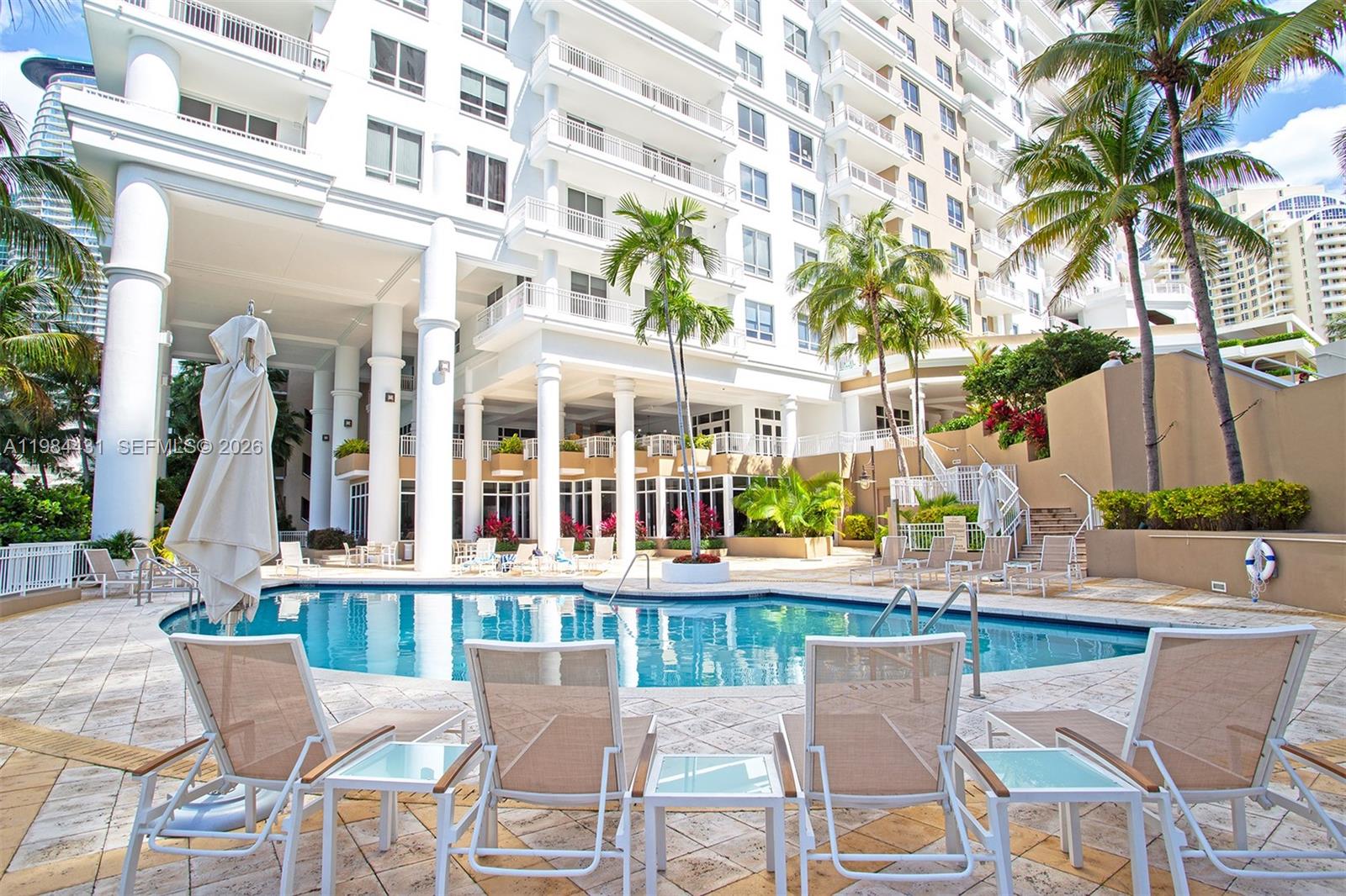801 Brickell Key Blvd #907, Miami FL 33131