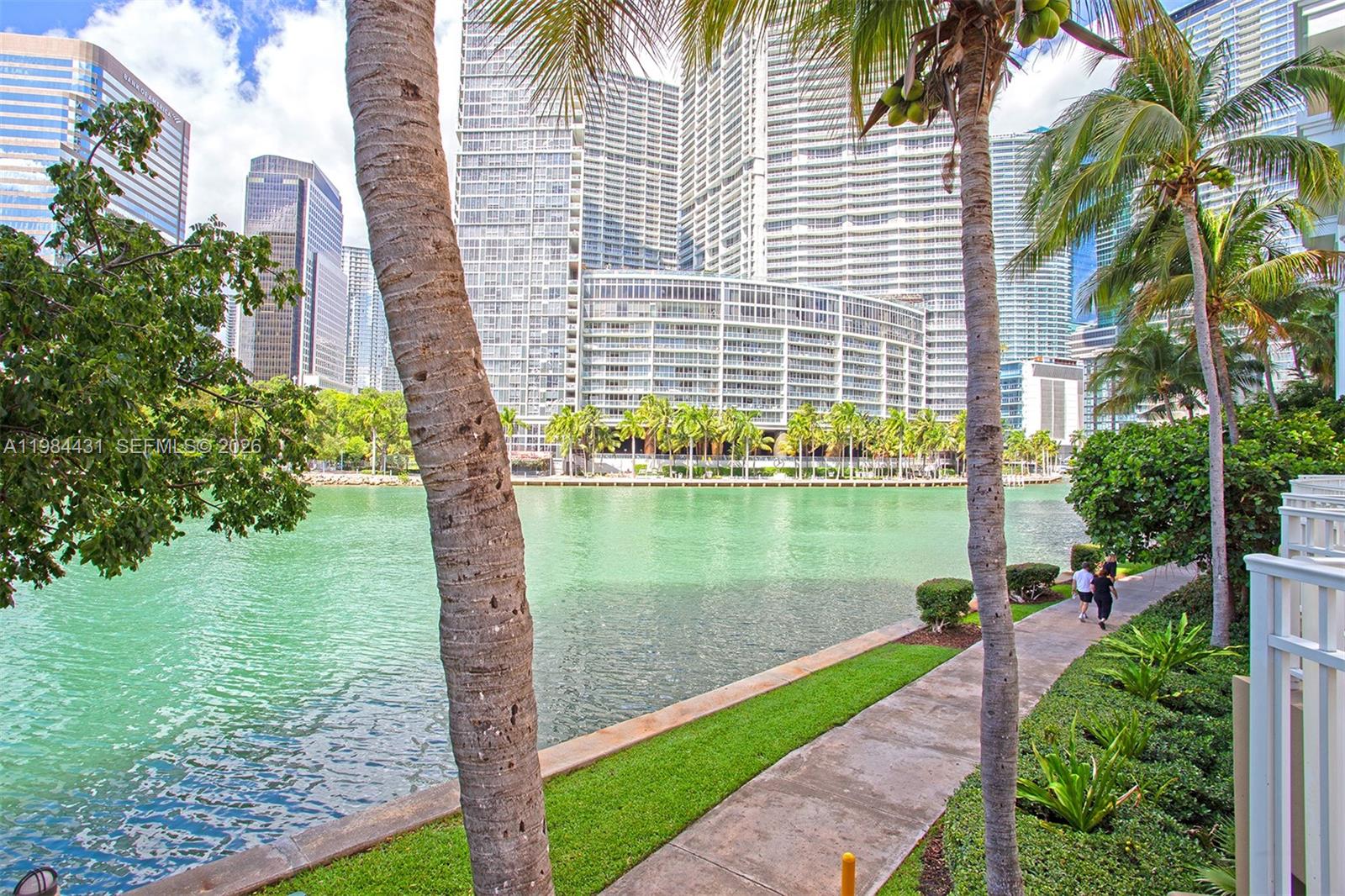 801 Brickell Key Blvd #907, Miami FL 33131