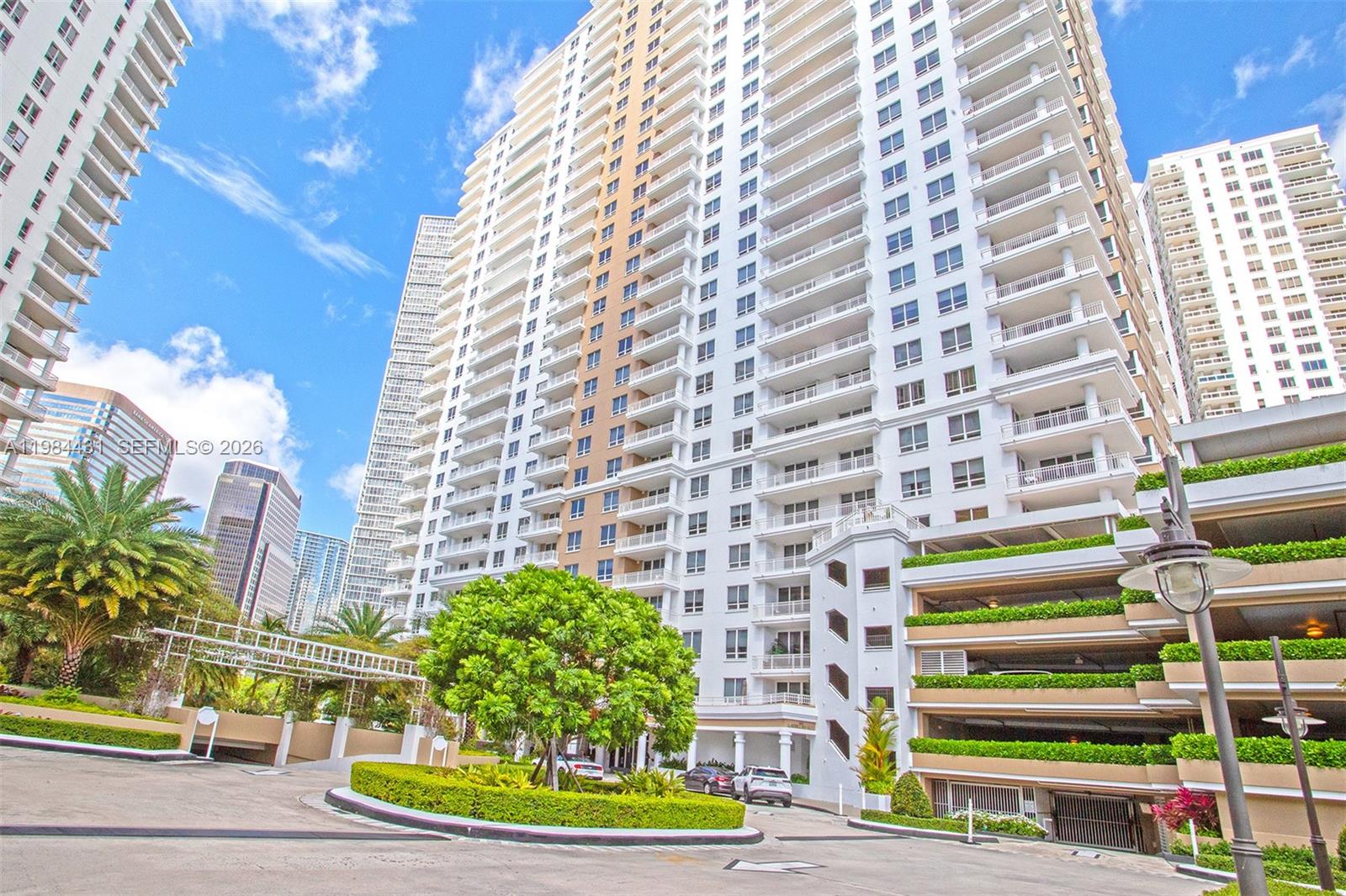 801 Brickell Key Blvd #907, Miami FL 33131