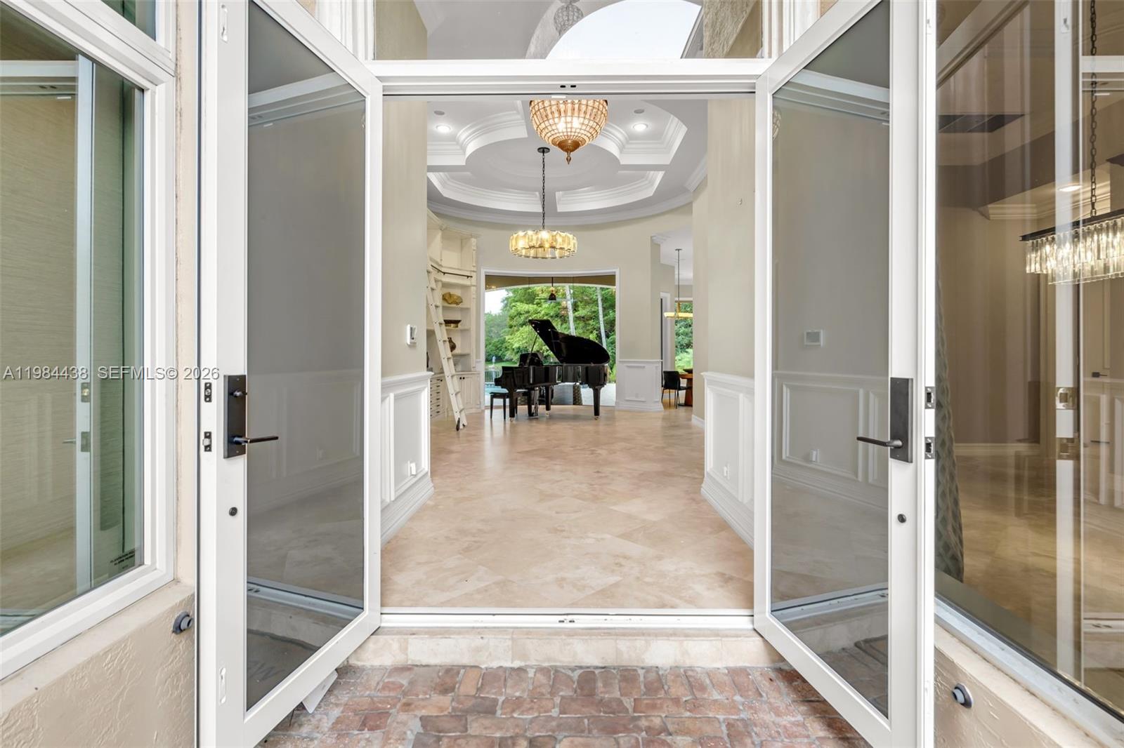 10291 Sweet Bay St, Plantation FL 33324