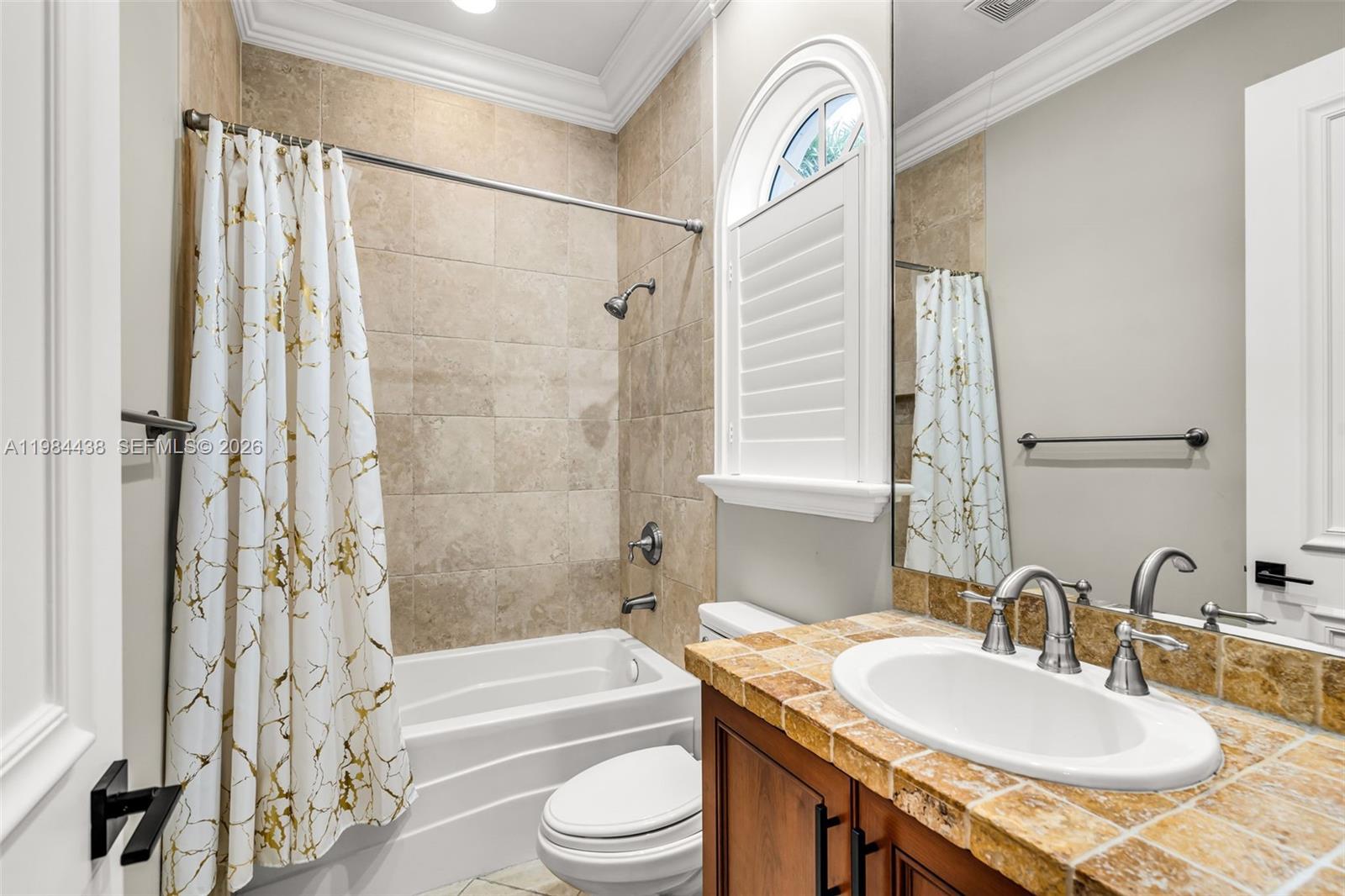 10291 Sweet Bay St, Plantation FL 33324