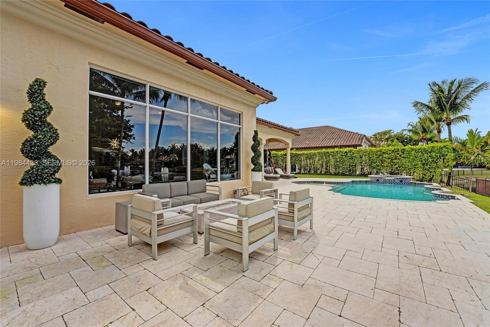 10291 Sweet Bay St, Plantation FL 33324
