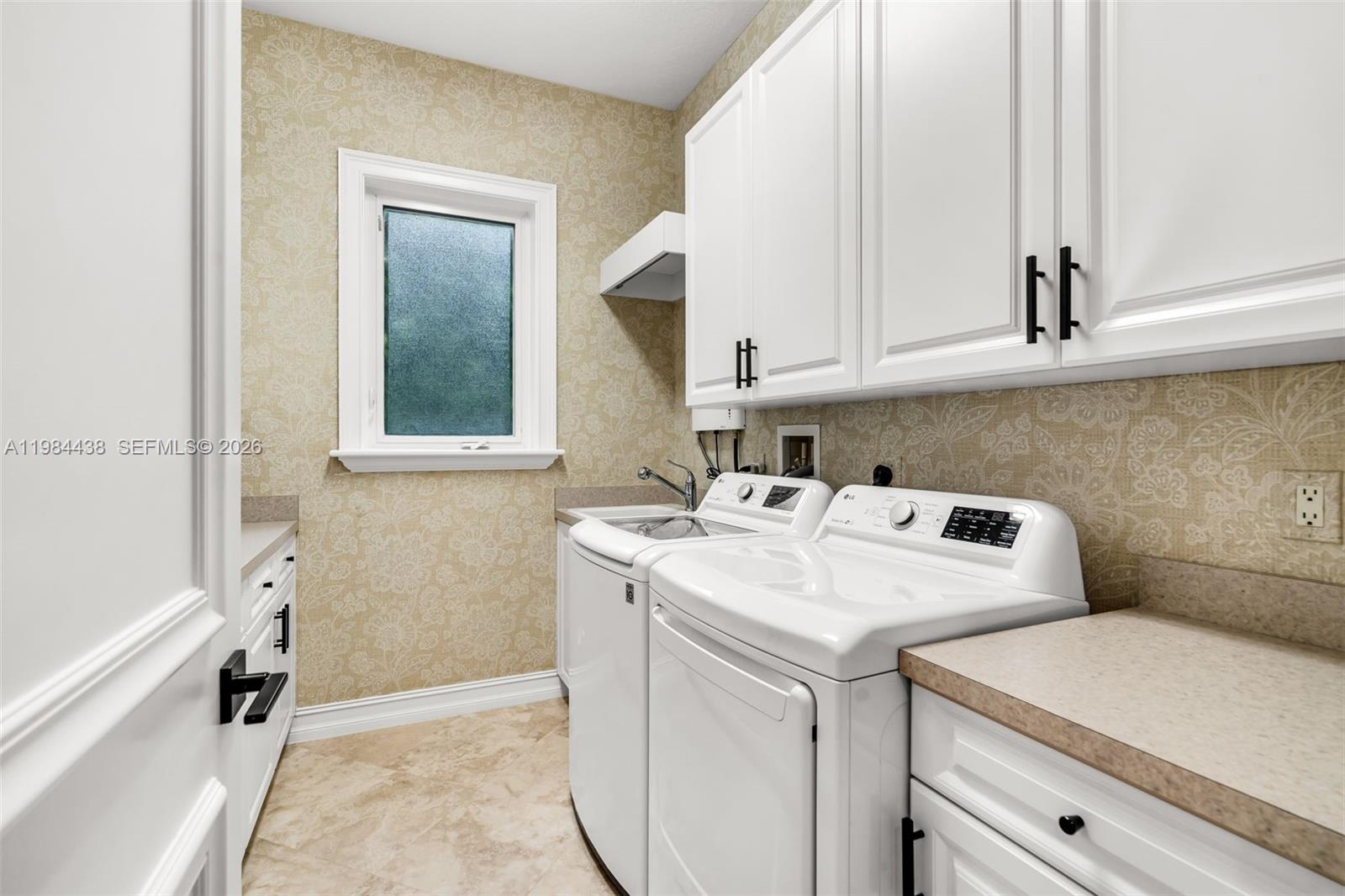 10291 Sweet Bay St, Plantation FL 33324