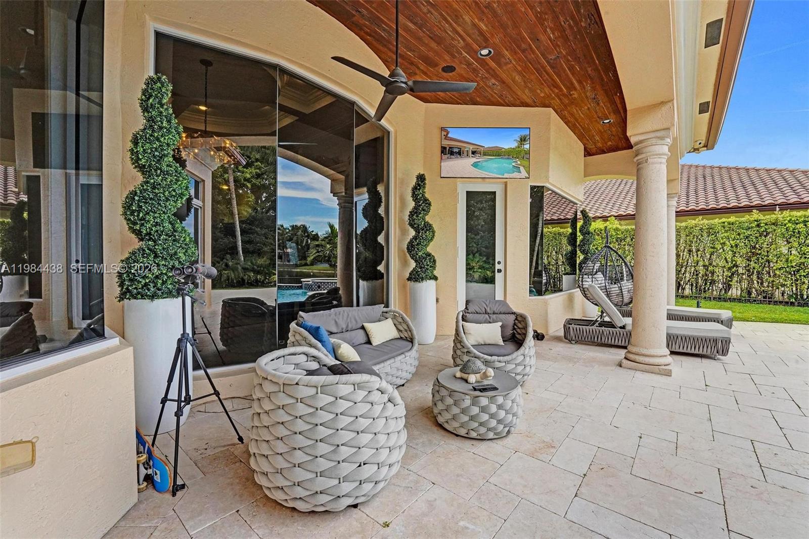 10291 Sweet Bay St, Plantation FL 33324