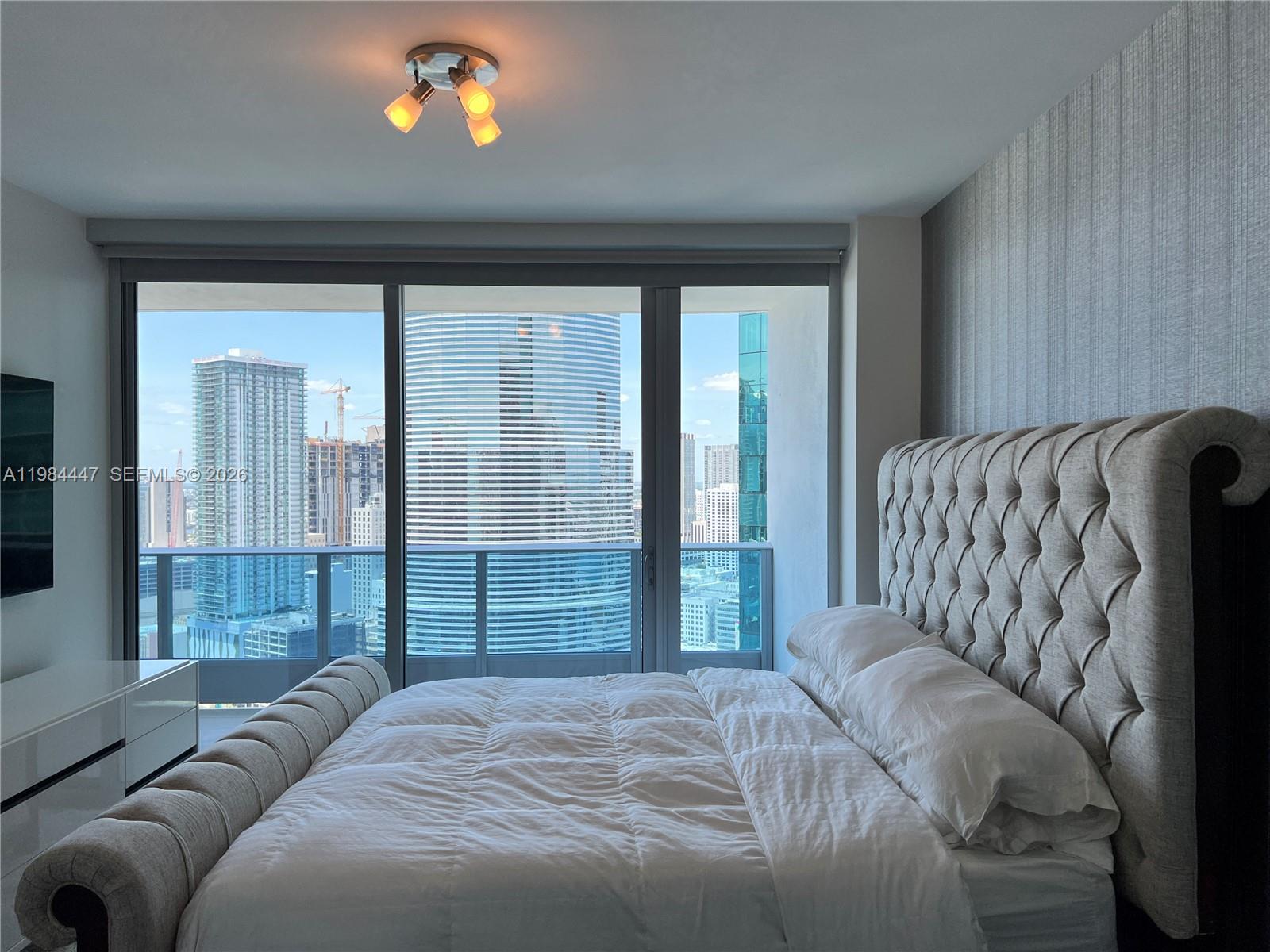 200 Biscayne Boulevard Way #3610, Miami FL 33131