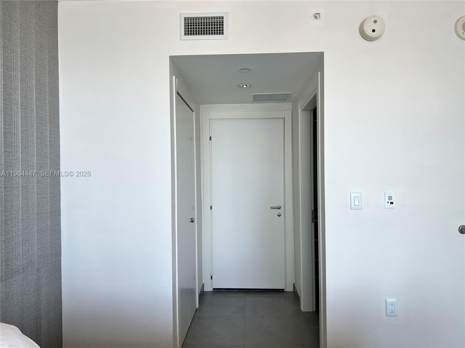 200 Biscayne Boulevard Way #3610, Miami FL 33131