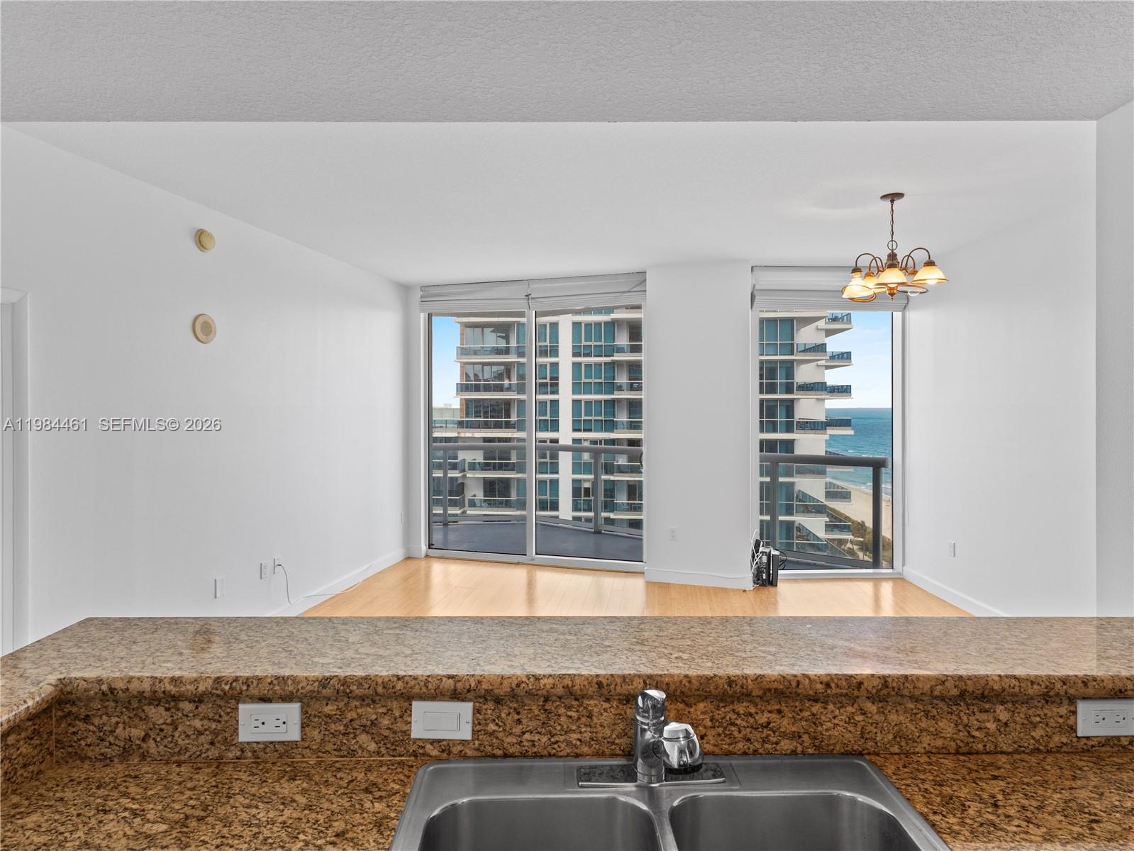 6515 Collins Ave #1610, Miami Beach FL 33141
