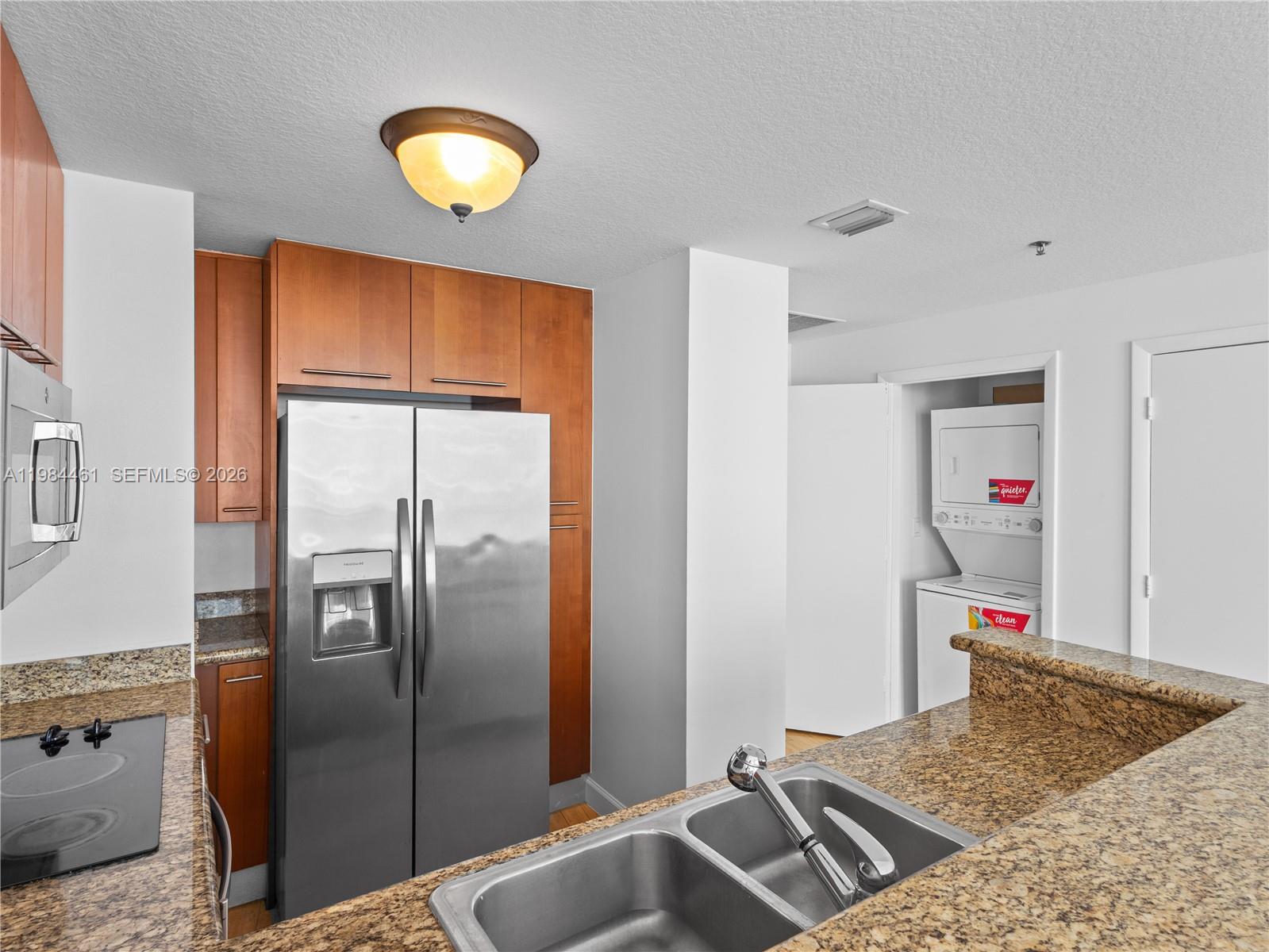 6515 Collins Ave #1610, Miami Beach FL 33141