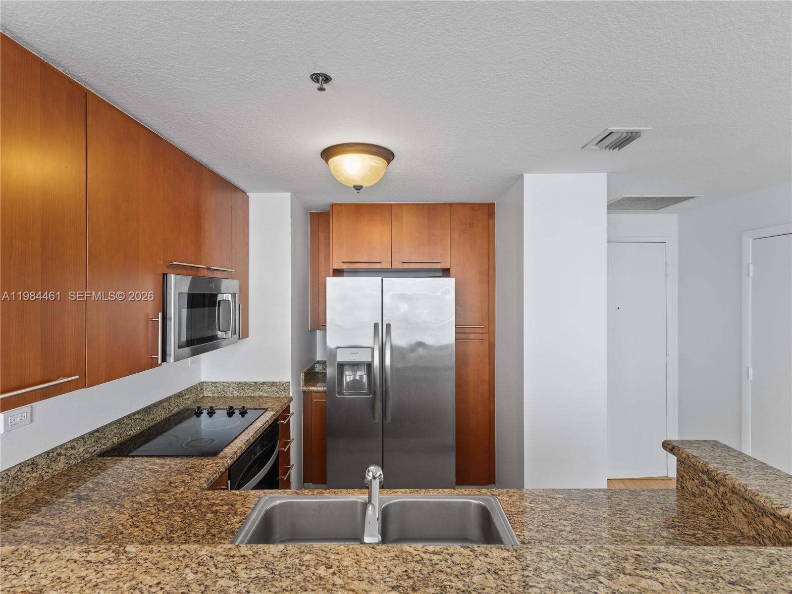 6515 Collins Ave #1610, Miami Beach FL 33141