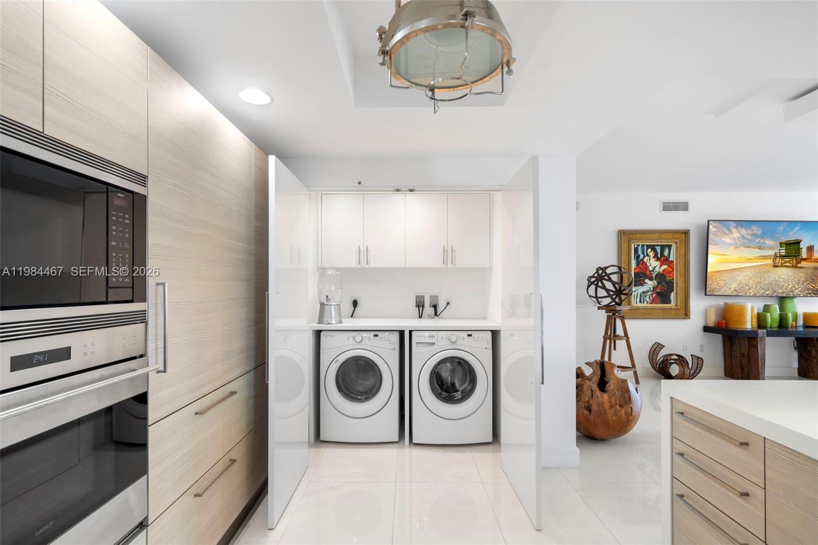 17301 Biscayne Blvd #1803, North Miami Beach FL 33160