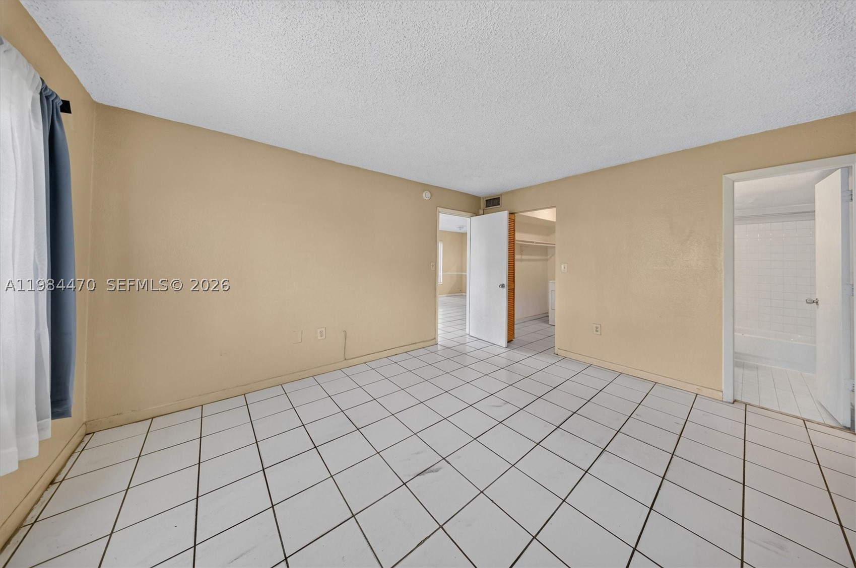 505 NW 177th St #103, Miami Gardens FL 33169