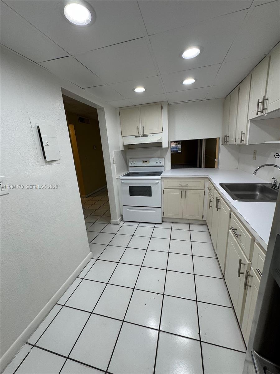 505 NW 177th St #103, Miami Gardens FL 33169