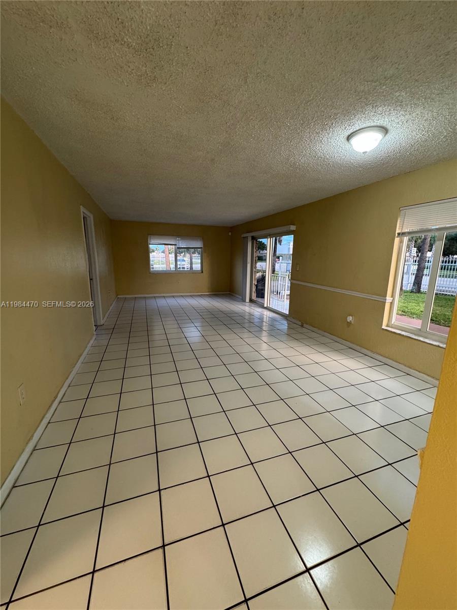 505 NW 177th St #103, Miami Gardens FL 33169
