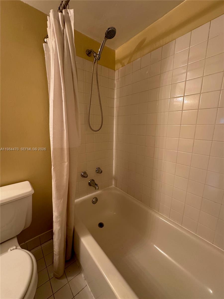505 NW 177th St #103, Miami Gardens FL 33169