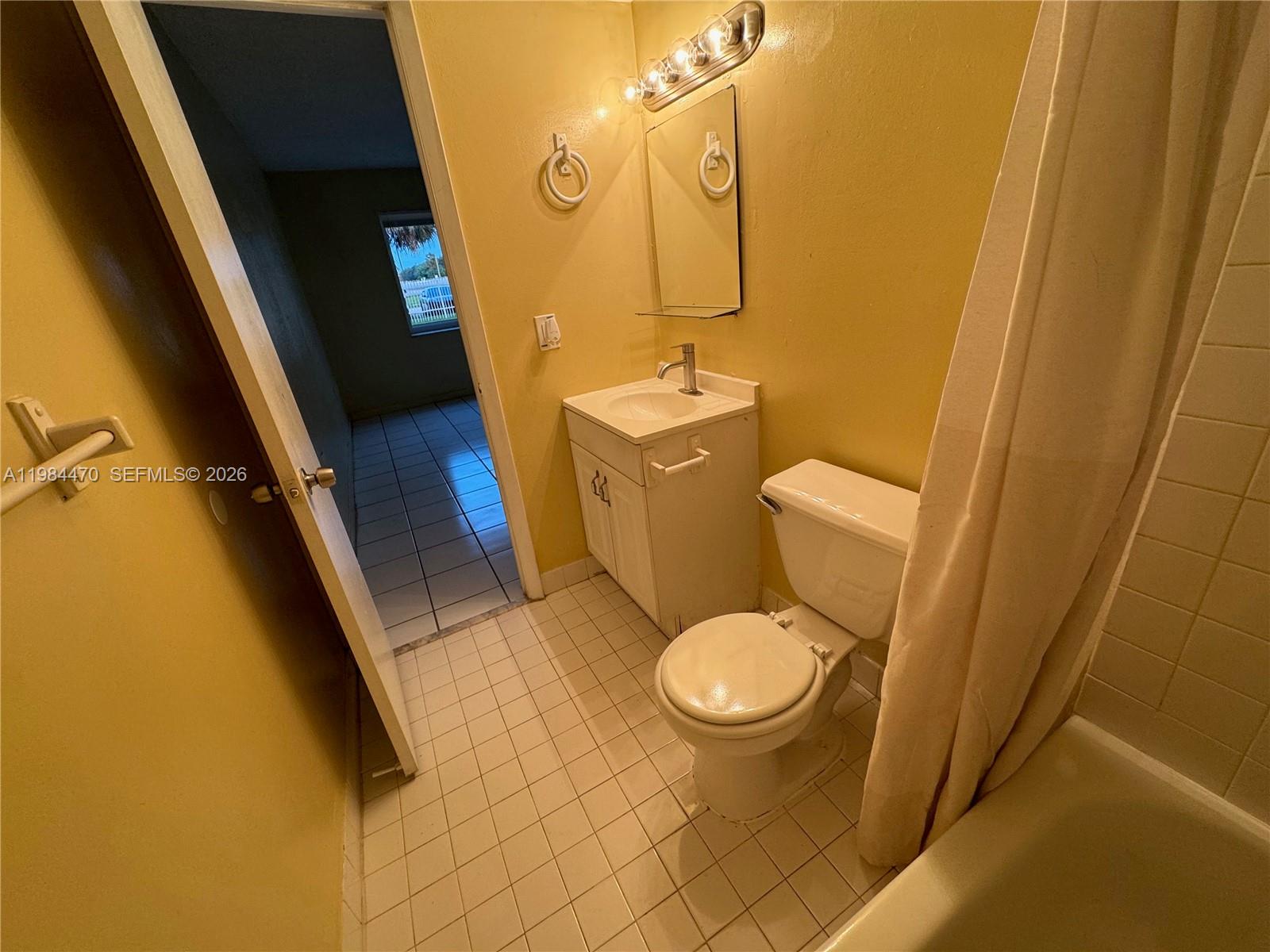 505 NW 177th St #103, Miami Gardens FL 33169