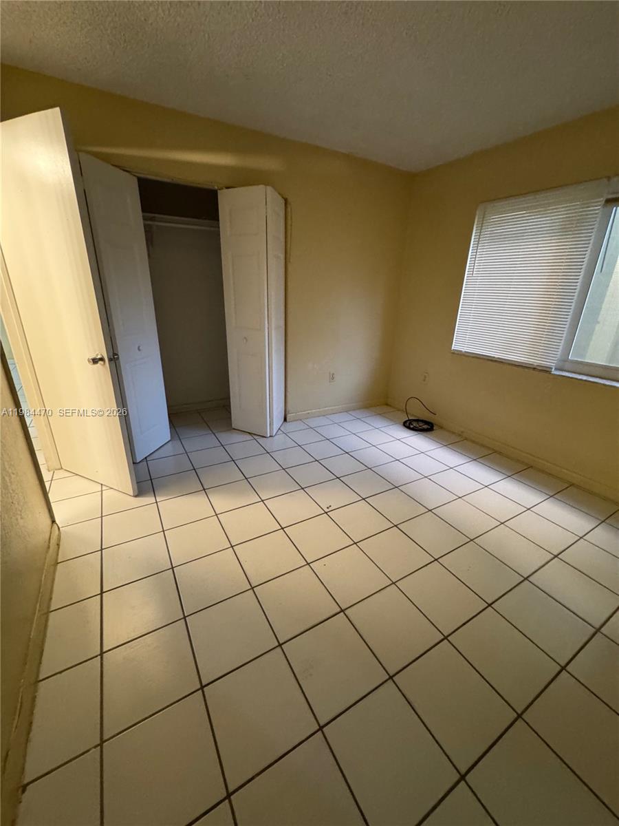 505 NW 177th St #103, Miami Gardens FL 33169