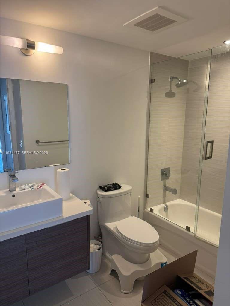 1010 SW 2nd Av #1502, Miami FL 33130