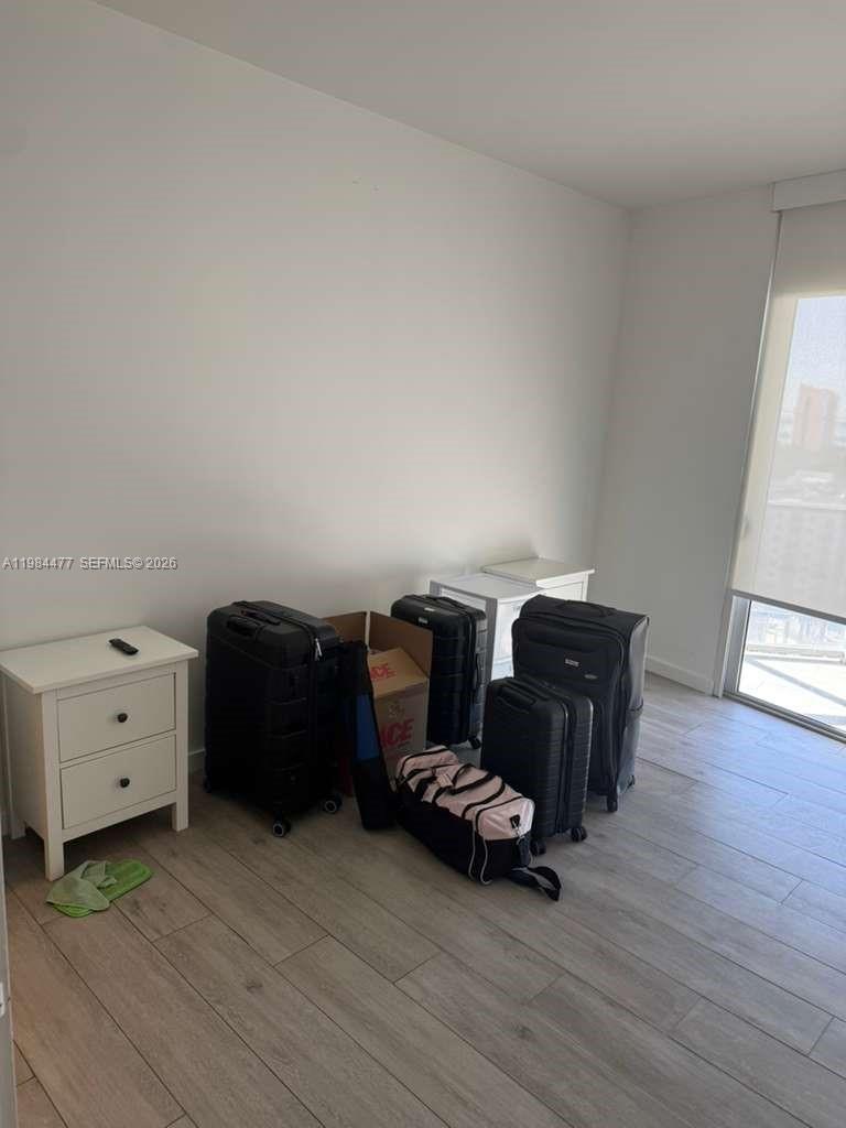1010 SW 2nd Av #1502, Miami FL 33130