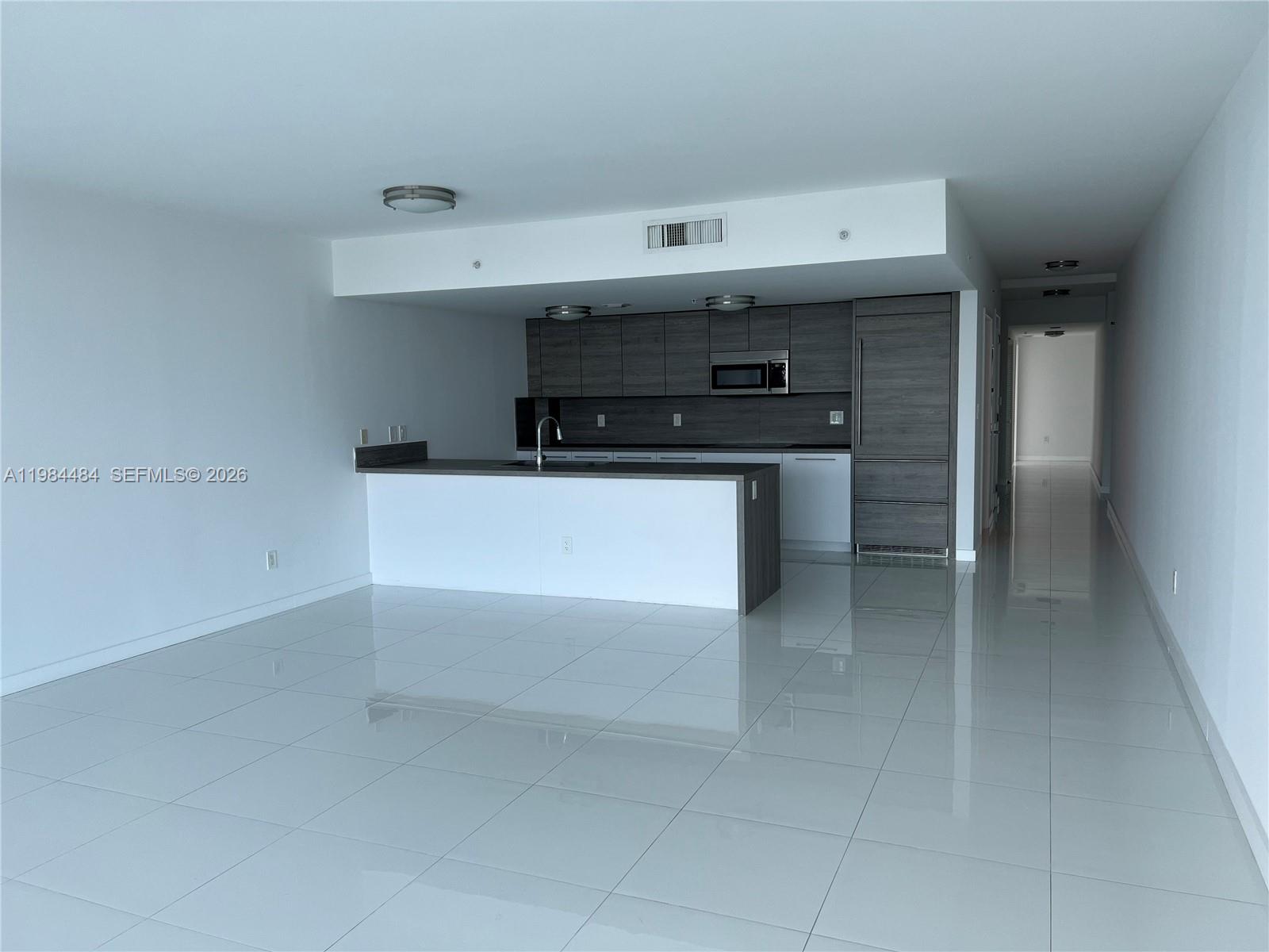 400 Sunny Isles Blvd #1105, Sunny Isles Beach FL 33160