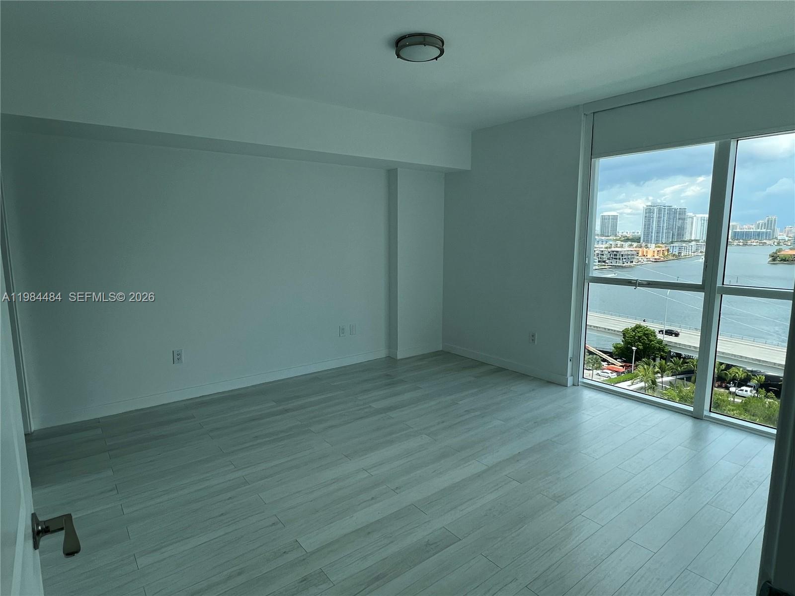 400 Sunny Isles Blvd #1105, Sunny Isles Beach FL 33160