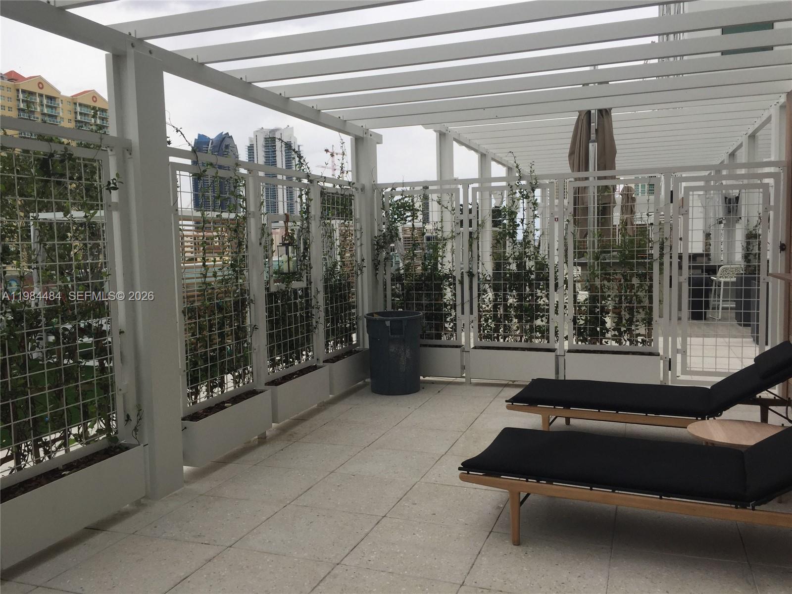 400 Sunny Isles Blvd #1105, Sunny Isles Beach FL 33160