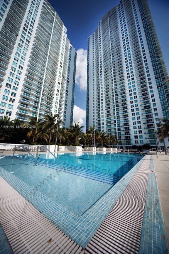 950 BRICKELL BAY DR #4708, Miami FL 33131
