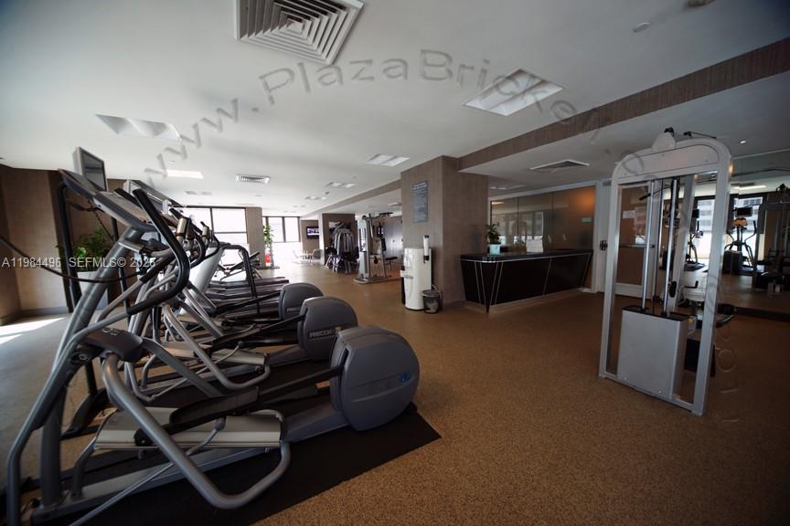 950 BRICKELL BAY DR #4708, Miami FL 33131