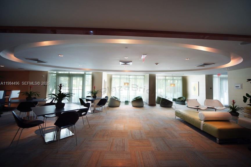 950 BRICKELL BAY DR #4708, Miami FL 33131