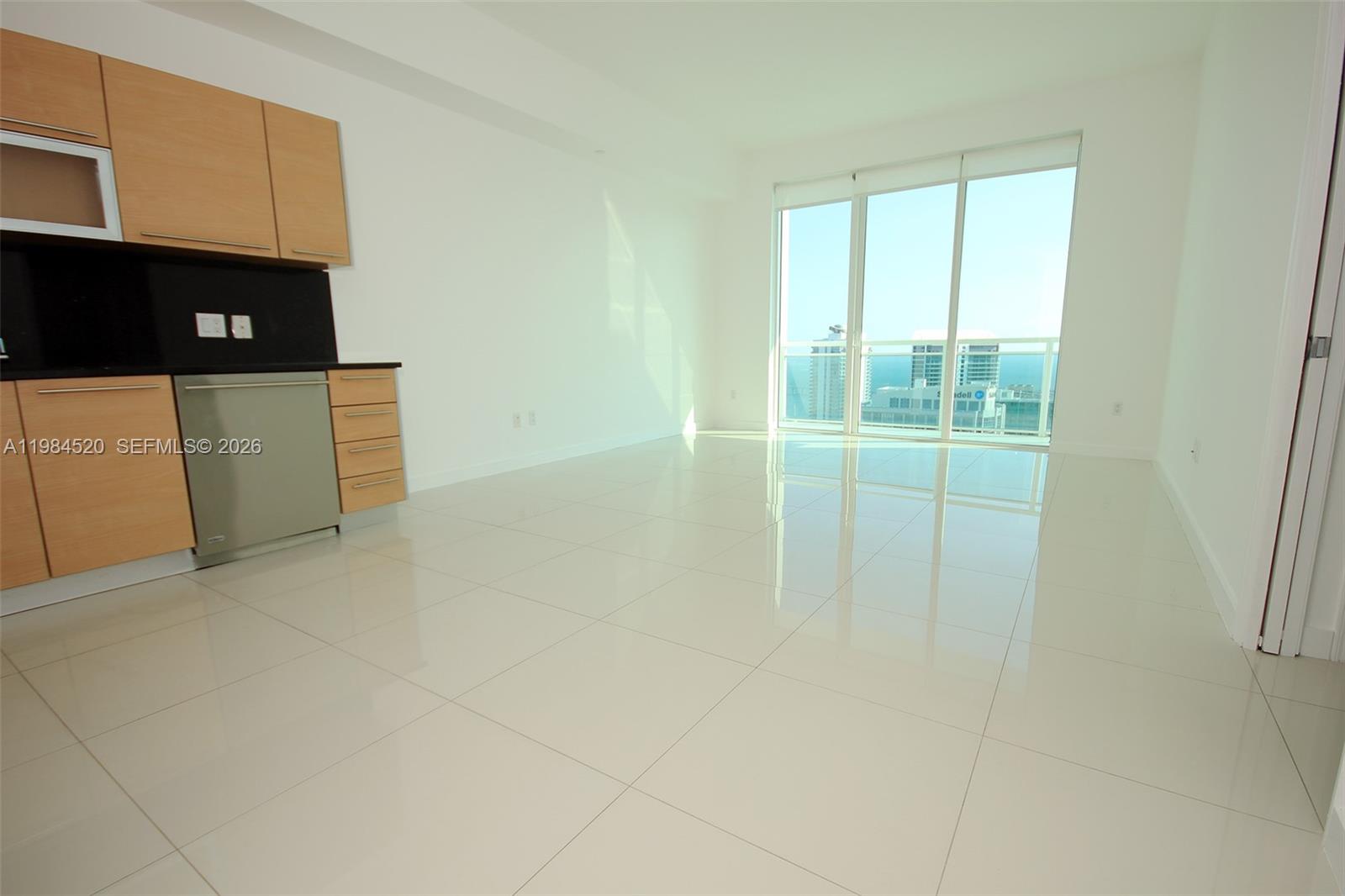 950 Brickell Bay Dr #4709, Miami FL 33131